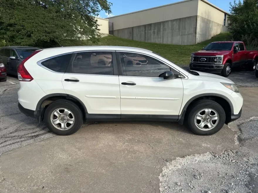 2013 Honda CR-V LX photo 1