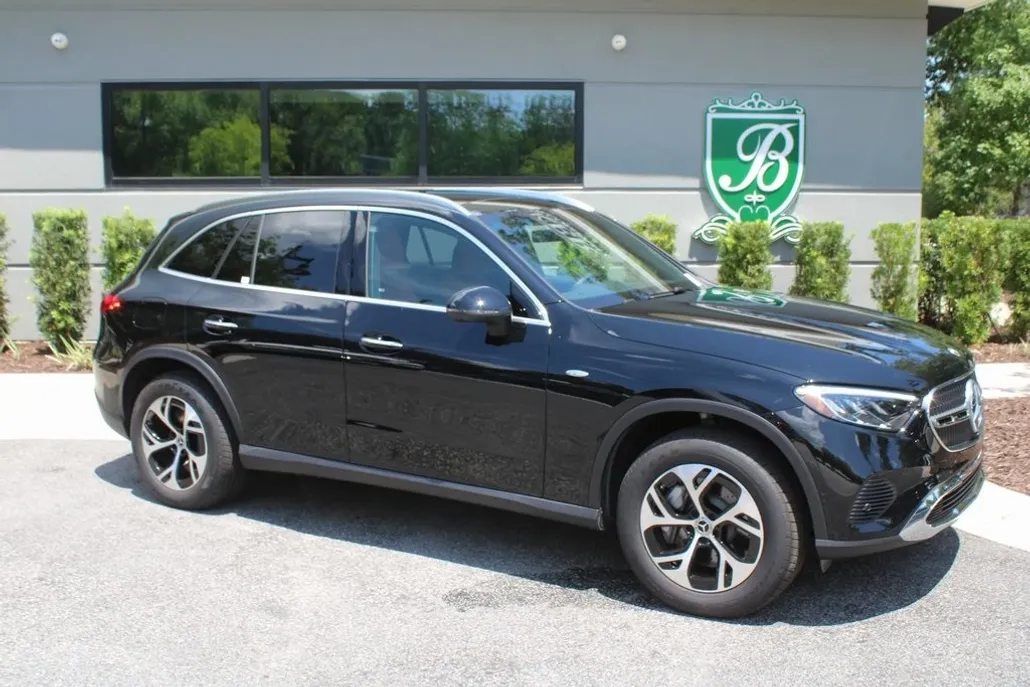 2025 Mercedes Benz GLC 350e 4MATIC photo 1