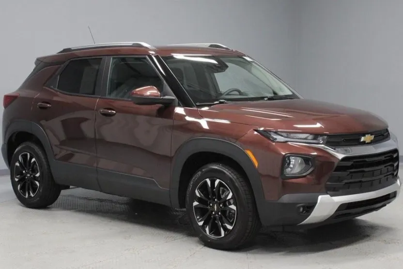 2023 Chevrolet Trailblazer LT photo 1