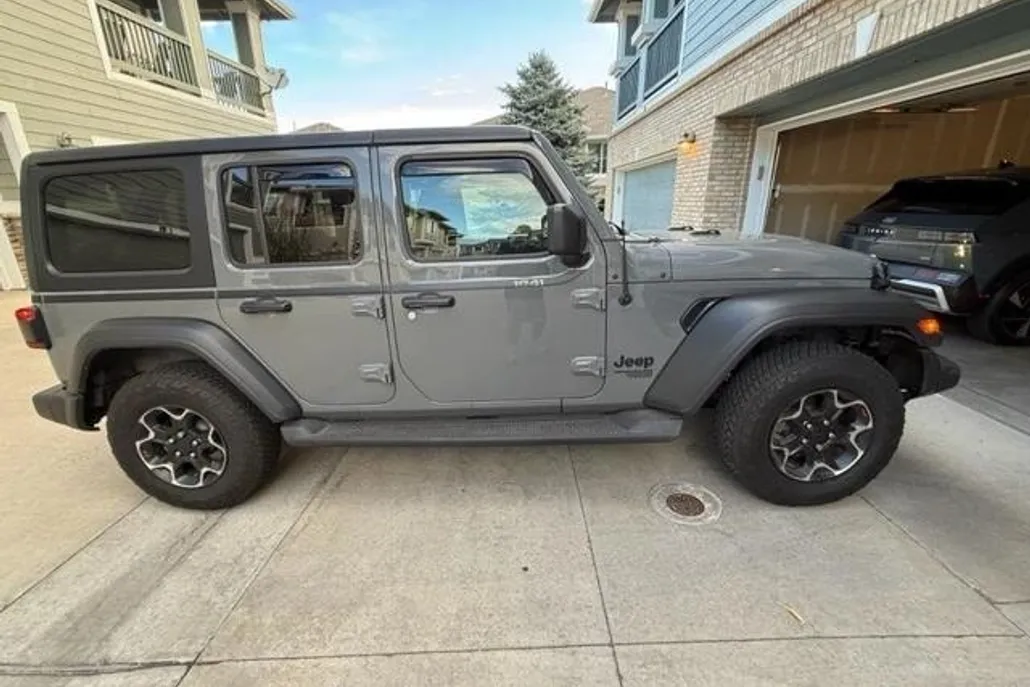 2021 Jeep Wrangler Unlimited Sport S photo 1