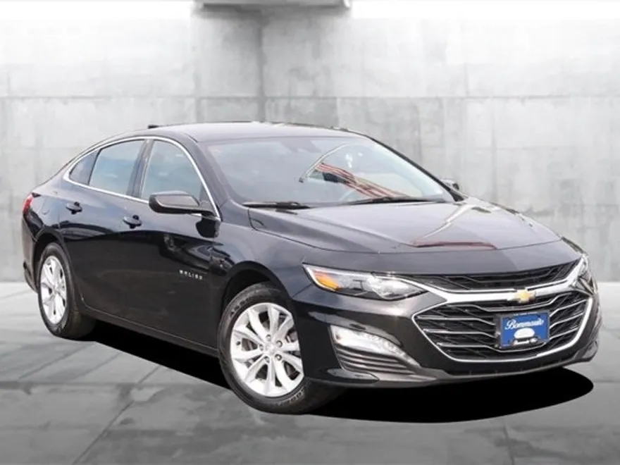 2024 Chevrolet Malibu 1LT photo 1