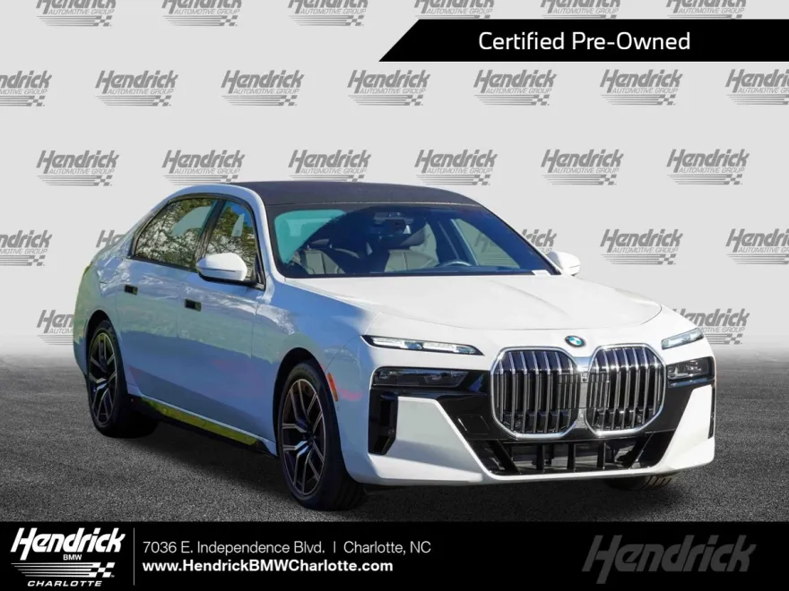 2025 Bmw 740i photo 1