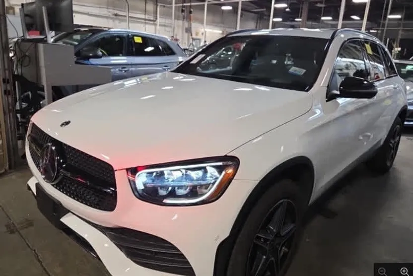 2022 Mercedes Benz GLC 300 4MATIC photo 1