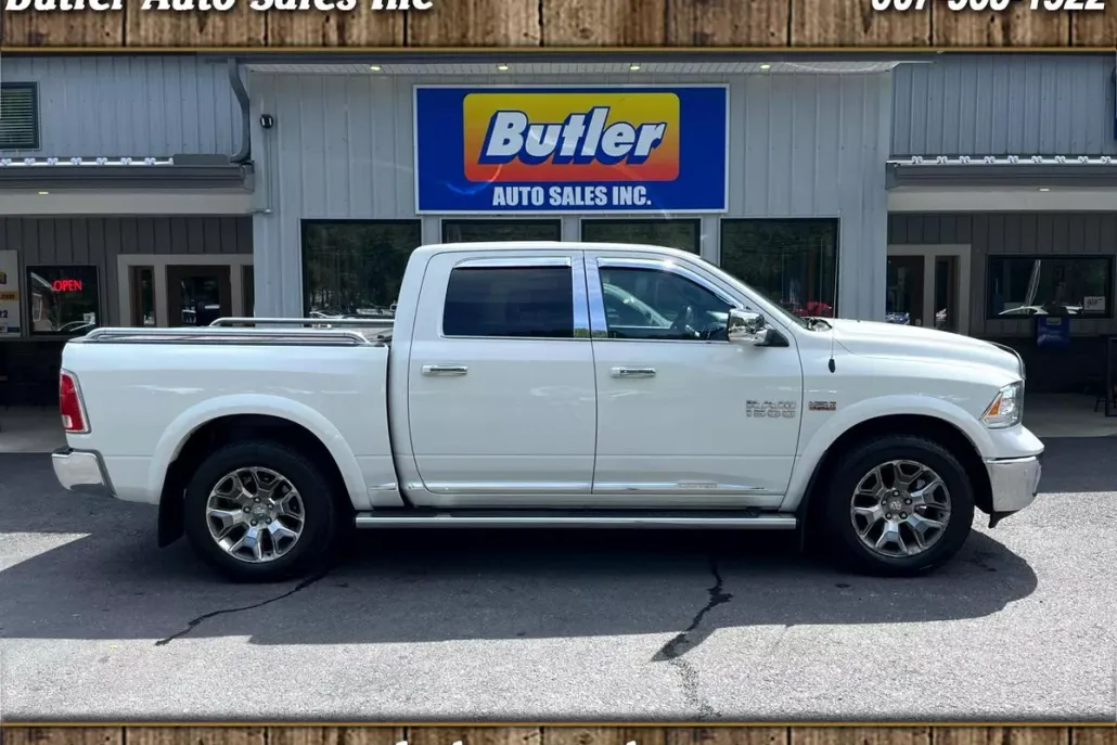 2017 Ram 1500 Limited photo 1