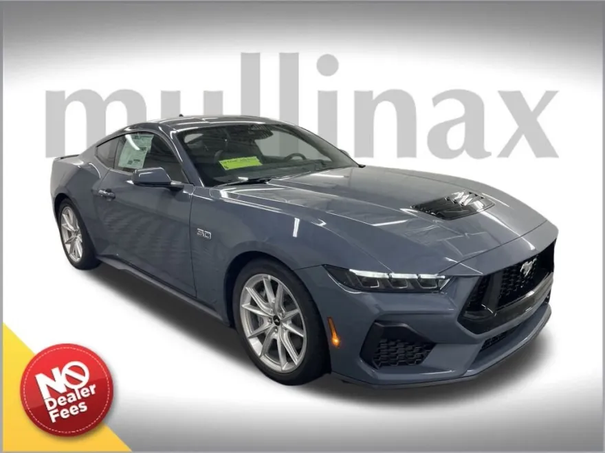2025 Ford Mustang GT photo 1