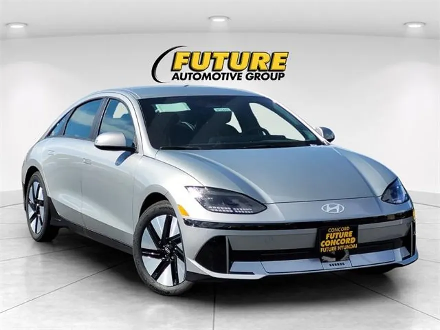 2024 Hyundai Ioniq 6 SE Standard Range photo 1
