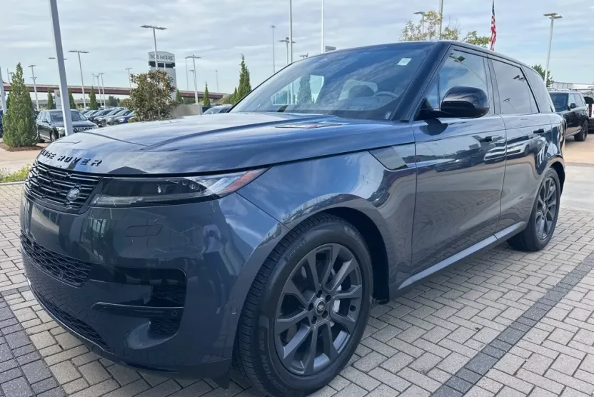 2025 Land Rover Range Rover Sport SE photo 1