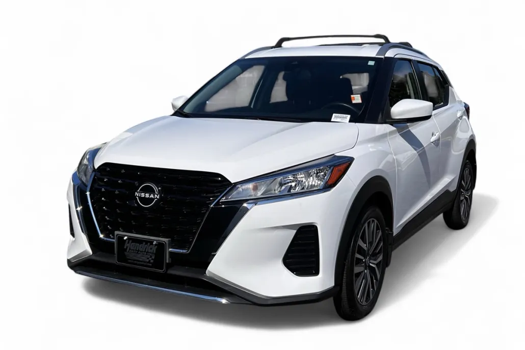 2023 Nissan Kicks SV photo 1