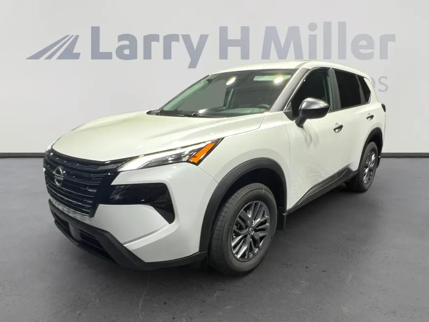 2026 Nissan Rogue S photo 1
