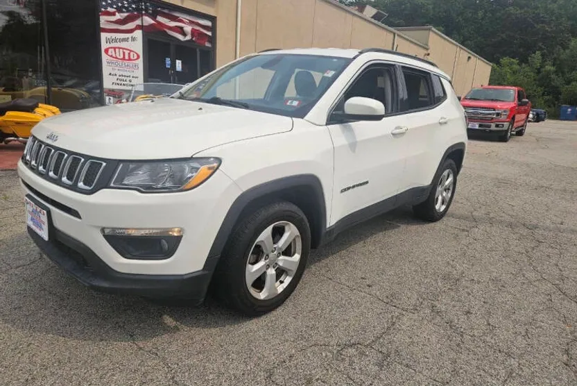 2018 Jeep Compass Latitude photo 1