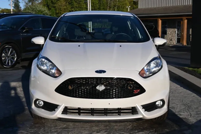 2019 Ford Fiesta ST photo 1
