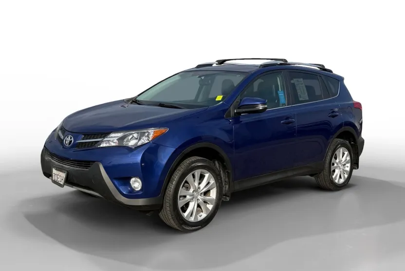 2015 Toyota RAV4 Limited photo 1