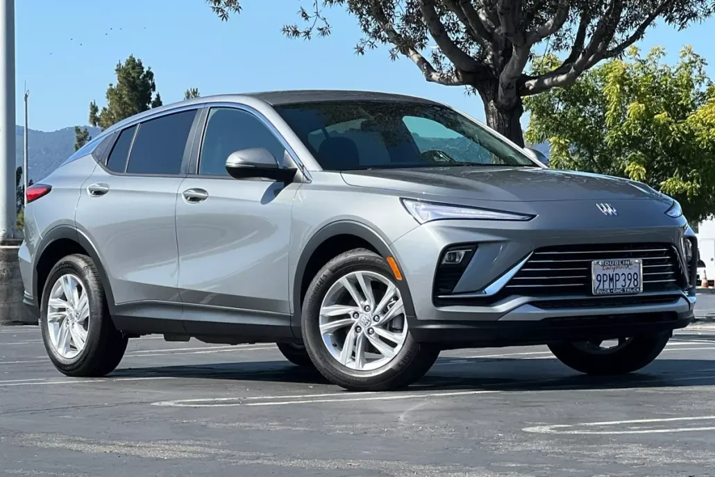 2024 Buick Envista Preferred photo 1