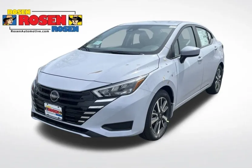 2025 Nissan Versa SV photo 1