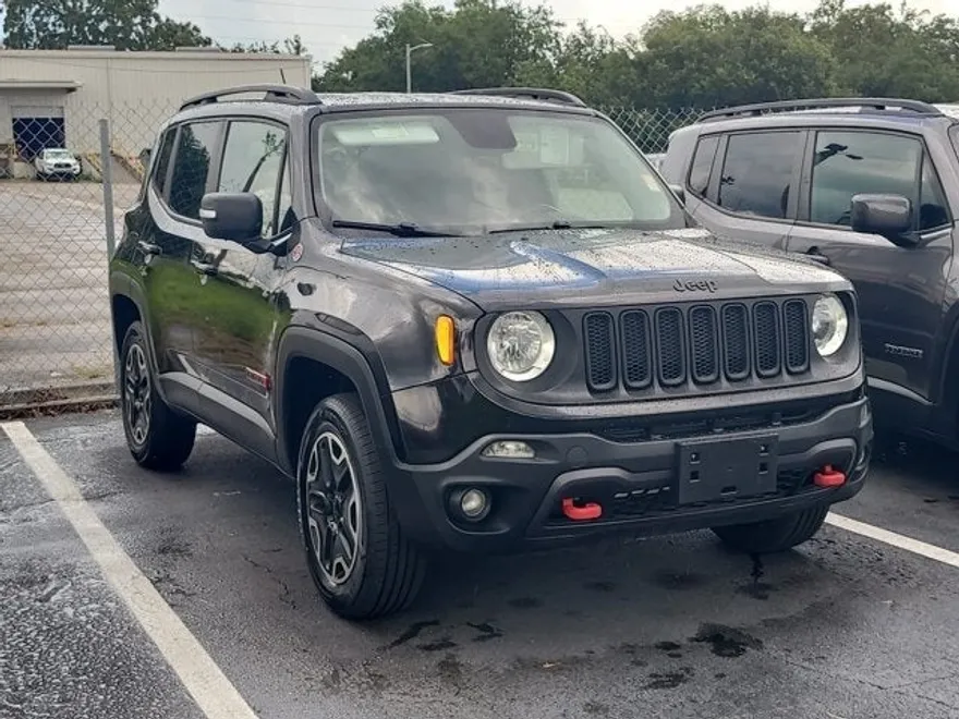 2015 Jeep Renegade Trailhawk photo 1