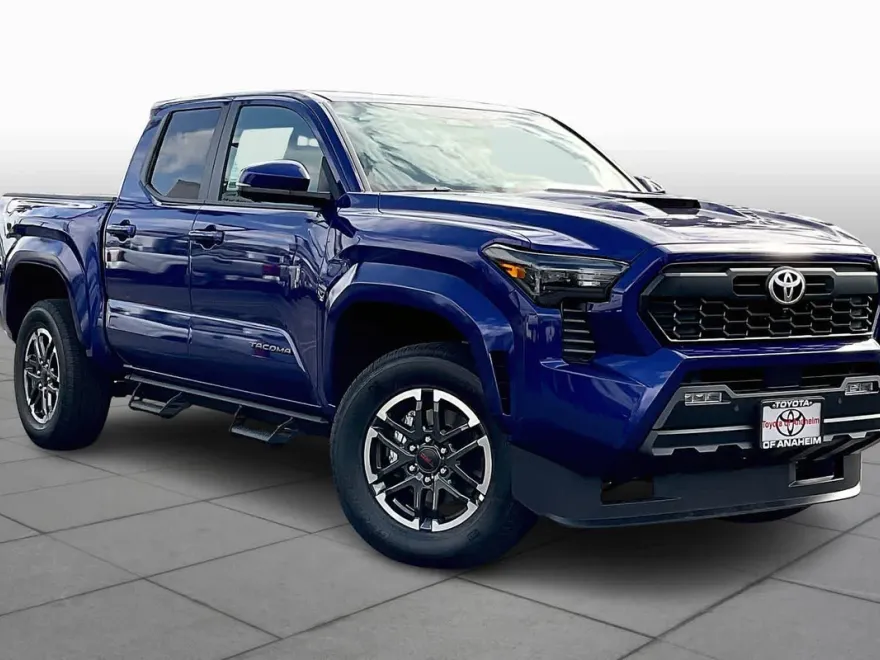 2025 Toyota Tacoma TRD Sport 4x4 Double Cab photo 1
