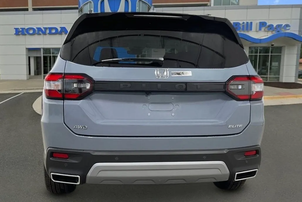 2025 Honda Pilot Elite photo 1