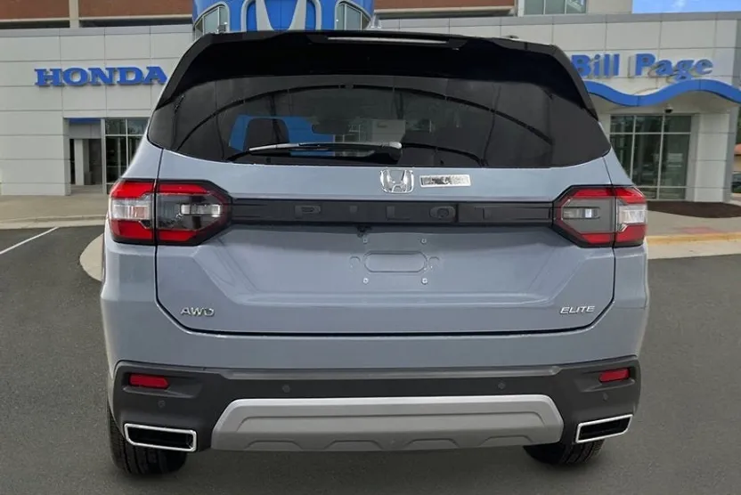 2025 Honda Pilot Elite photo 1