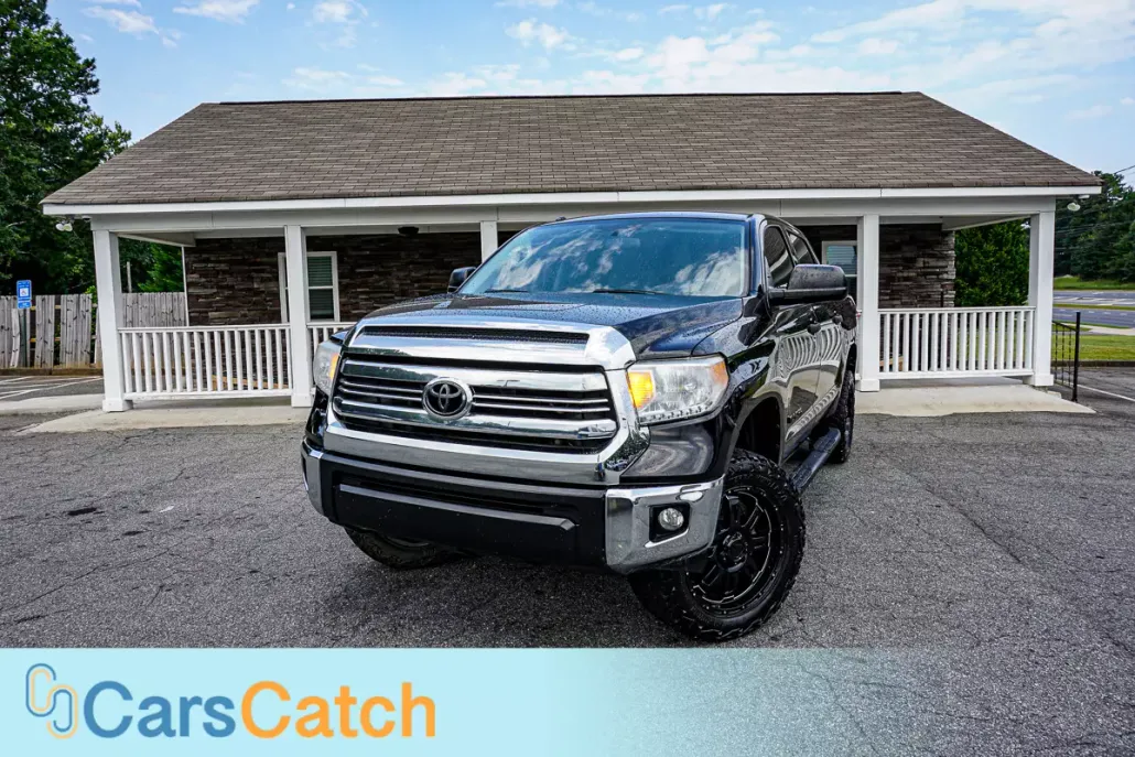 2017 Toyota Tundra SR5 photo 1