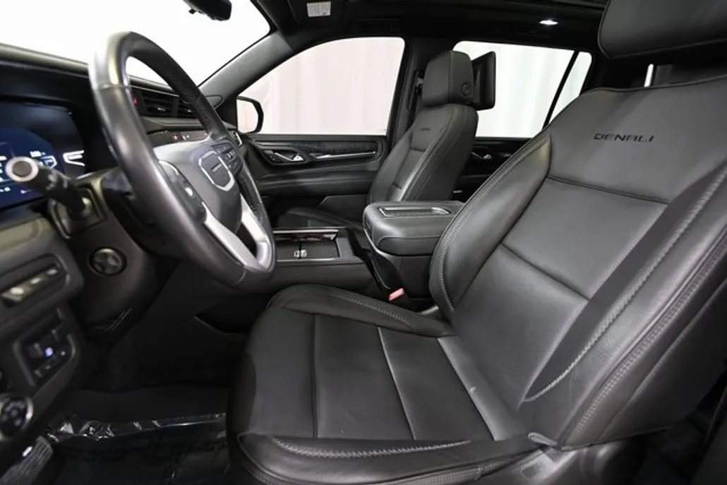 2022 Gmc Yukon XL Denali photo 1