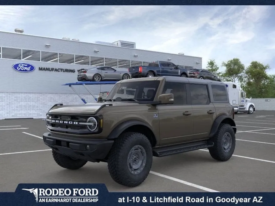 2025 Ford Bronco Outer Banks photo 1