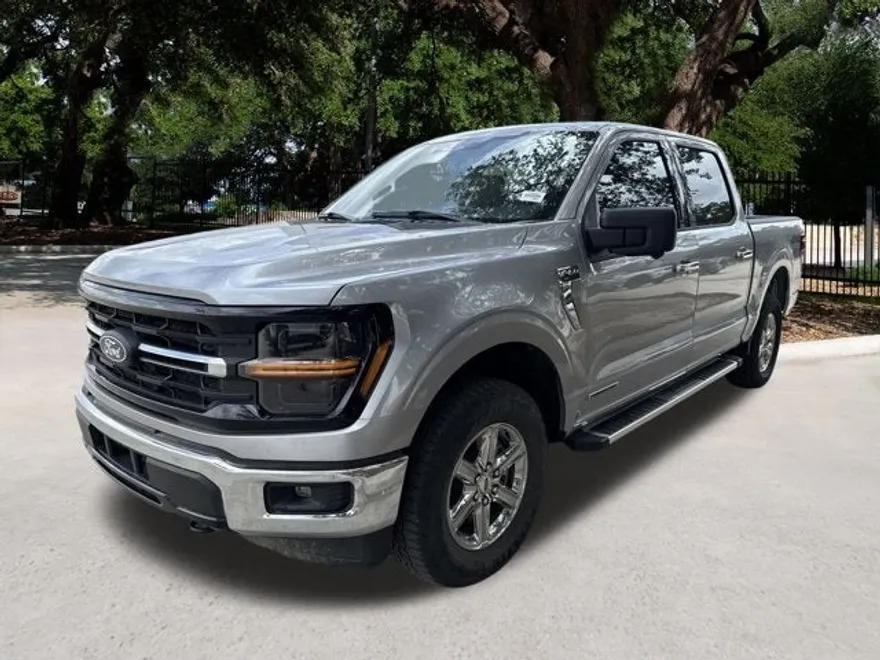 2024 Ford F-150 XLT photo 1