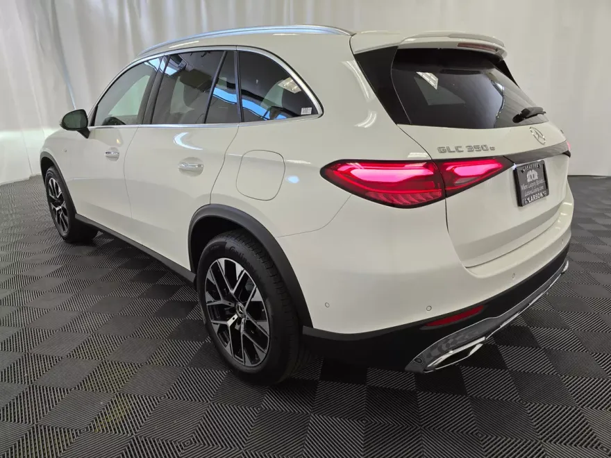 2025 Mercedes Benz GLC 350e 4MATIC photo 1