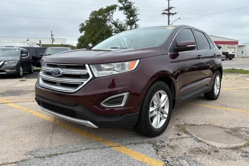 2017 Ford Edge SEL photo 1