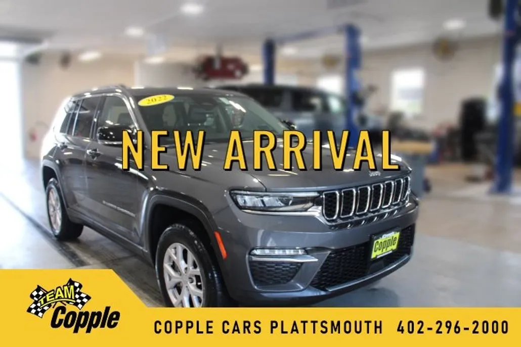 2022 Jeep Grand Cherokee Limited photo 1