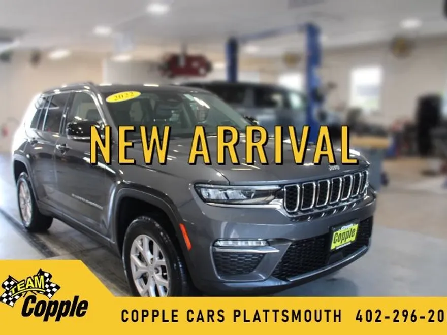 2022 Jeep Grand Cherokee Limited photo 1
