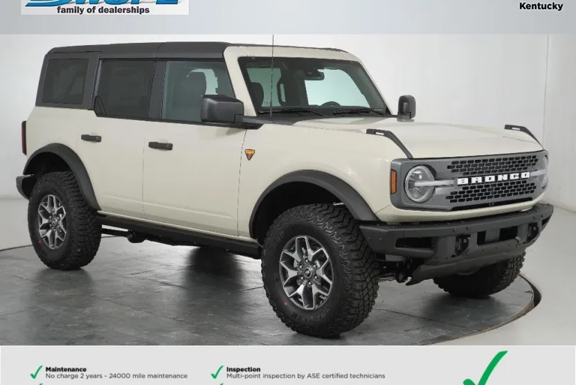 2025 Ford Bronco Badlands photo 1