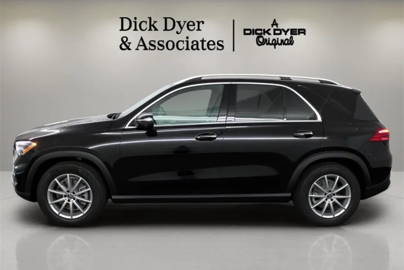 2025 Mercedes Benz GLE 350 4MATIC photo 1