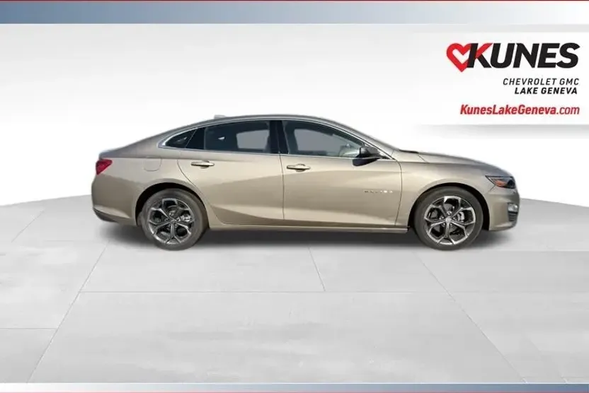 2024 Chevrolet Malibu 1LT photo 1