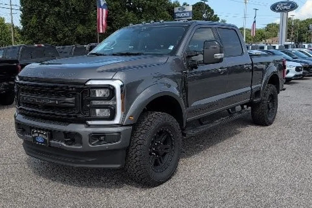 2025 Ford F-250 photo 1