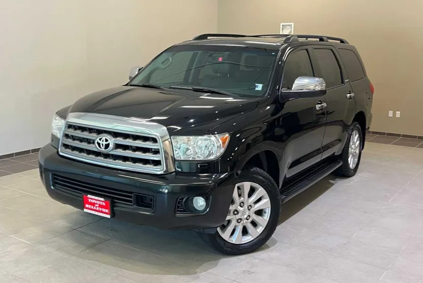 2014 Toyota Sequoia Platinum photo 1