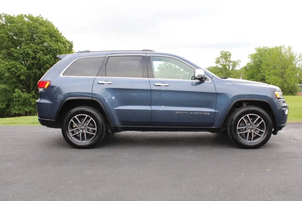 2020 Jeep Grand Cherokee Limited photo 1