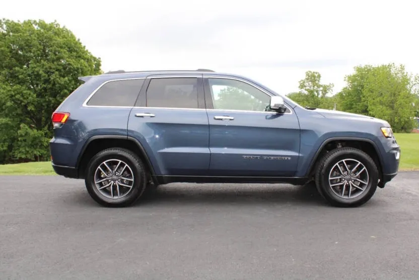 2020 Jeep Grand Cherokee Limited photo 1