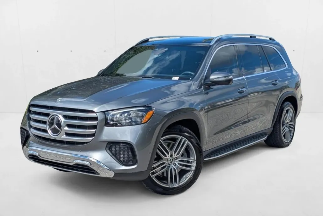 2025 Mercedes Benz GLS 450 4MATIC photo 1