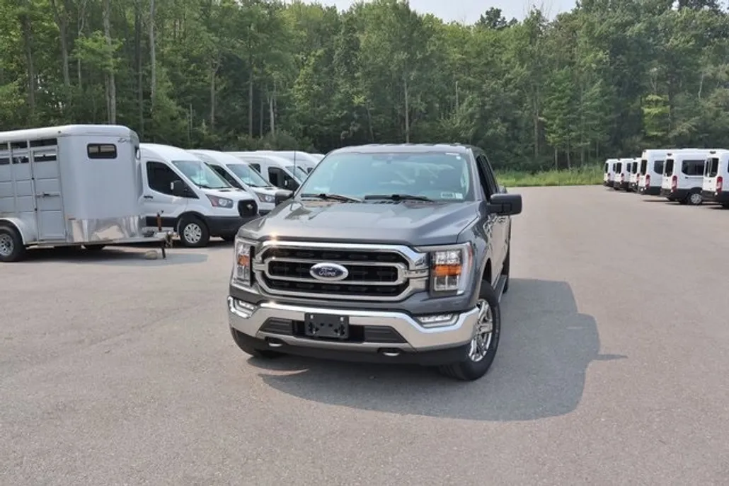 2021 Ford F-150 XLT photo 1