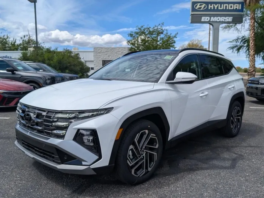 2025 Hyundai Tucson Limited photo 1