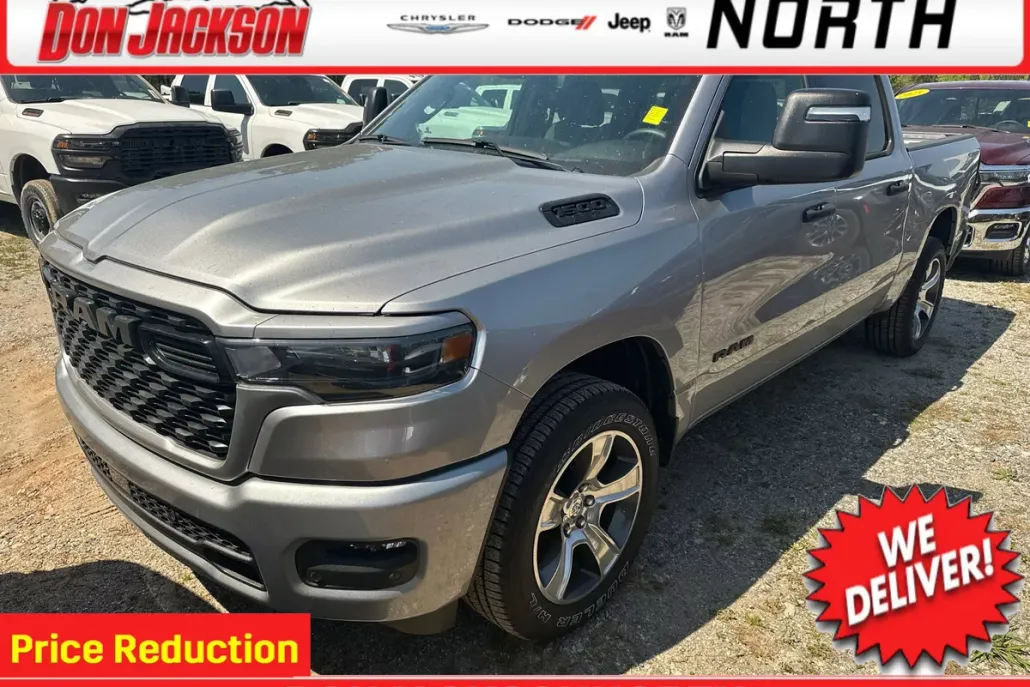 2025 Ram 1500 Tradesman photo 1