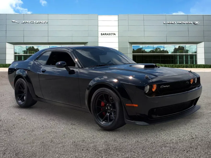 2023 Dodge Challenger R/T Scat Pack Widebody photo 1