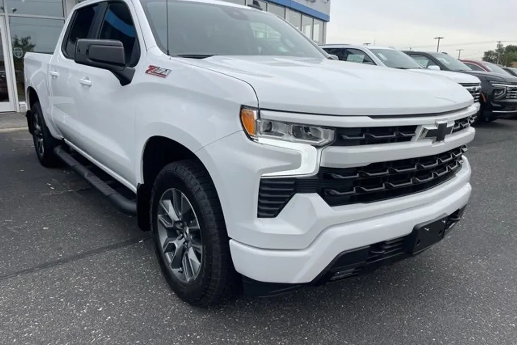 2025 Chevrolet Silverado 1500 RST photo 1