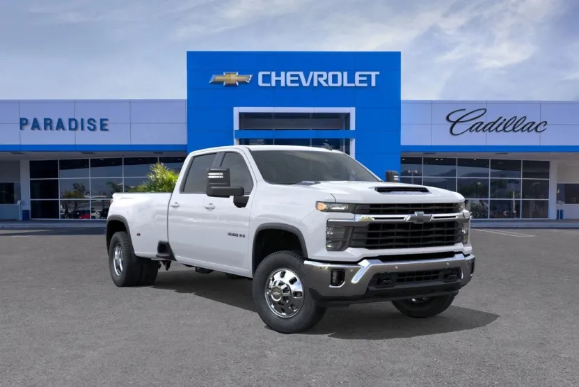 2026 Chevrolet Silverado 3500HD LT photo 1