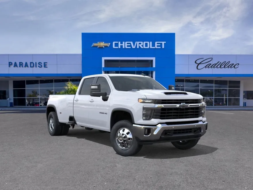 2026 Chevrolet Silverado 3500HD LT photo 1
