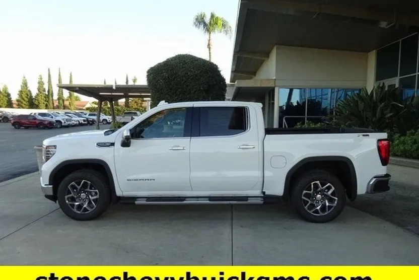 2026 Gmc Sierra 1500 SLT photo 1