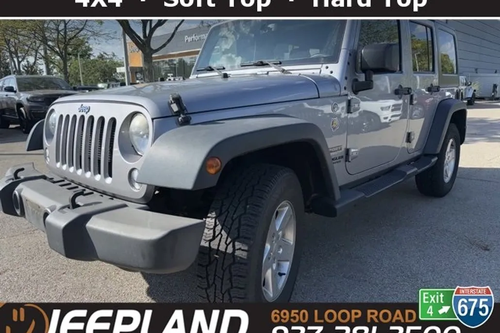 2015 Jeep Wrangler Unlimited photo 1