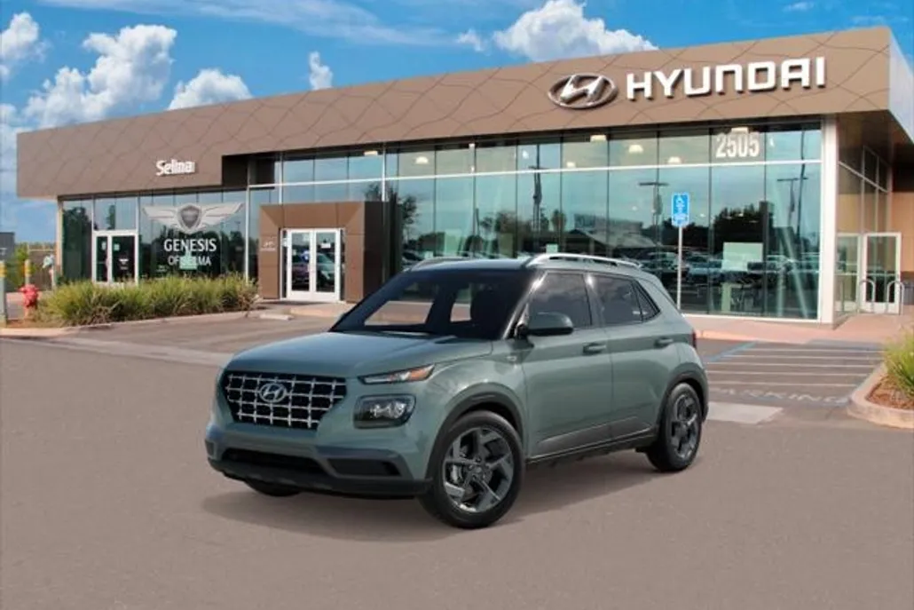 2025 Hyundai Venue SEL photo 1