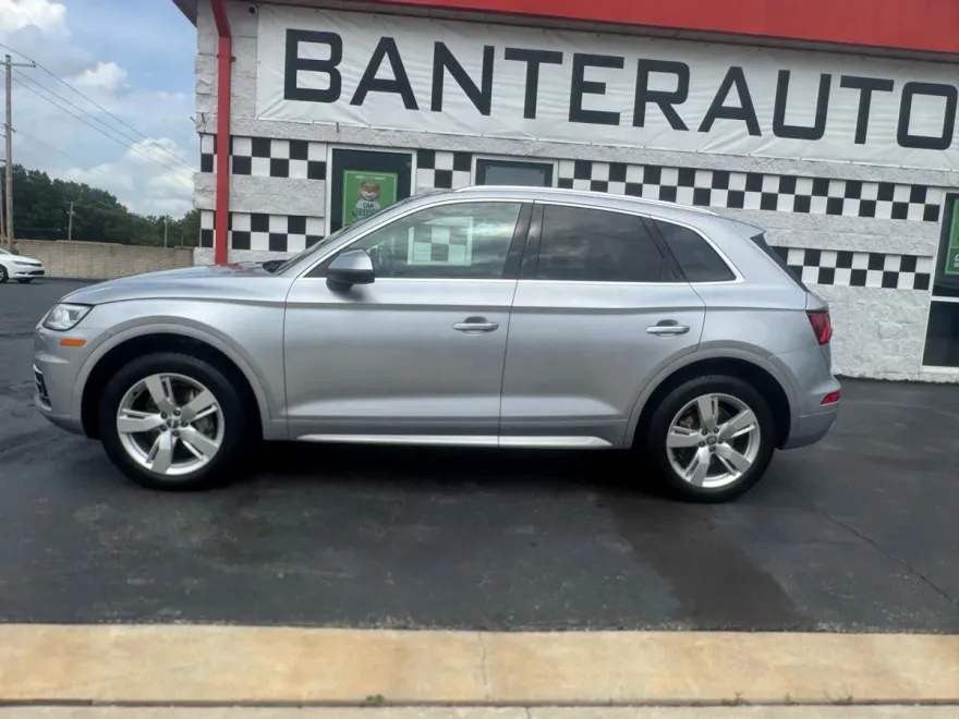 2019 Audi Q5 Premium Plus photo 1
