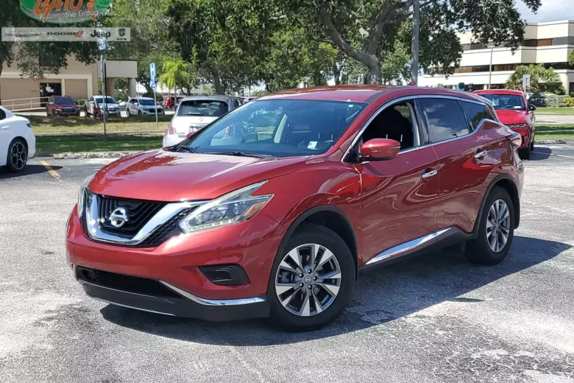 2018 Nissan Murano S photo 1